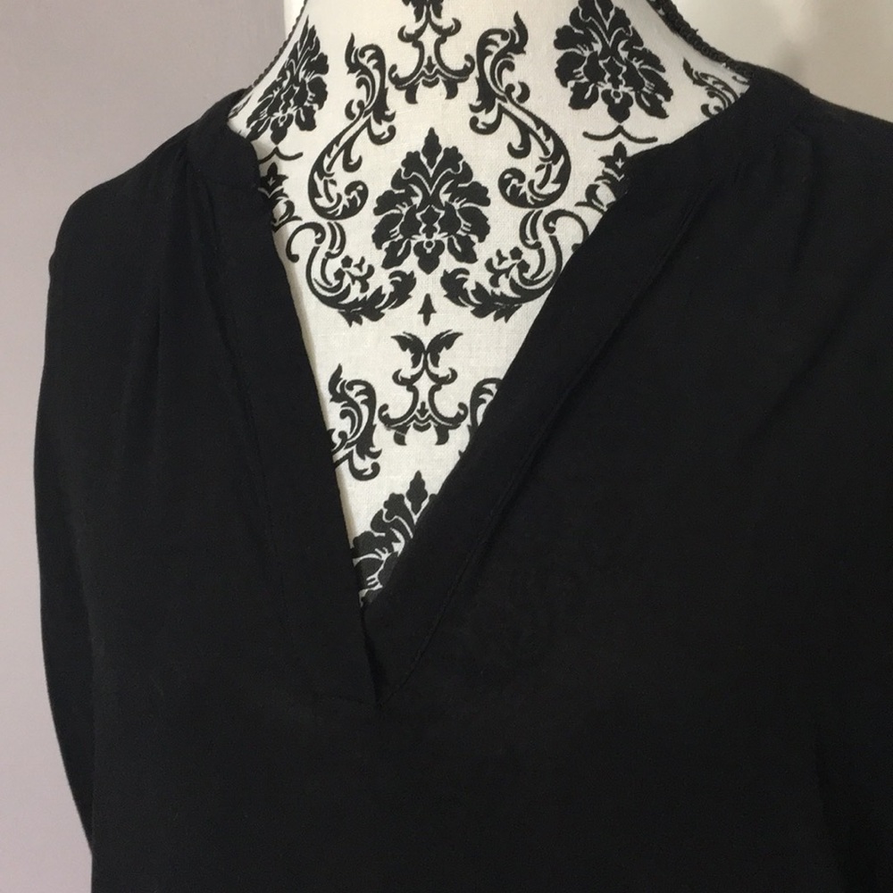 Women’s Black Hi-Low Shirt